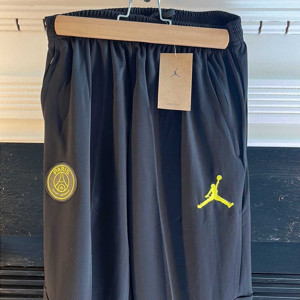 Paris Saint-Germain FC Sweatpants Activewear Football Soccer Pants Black Size L - Picture 3 of 7